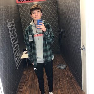 Meet your Posher, Landen